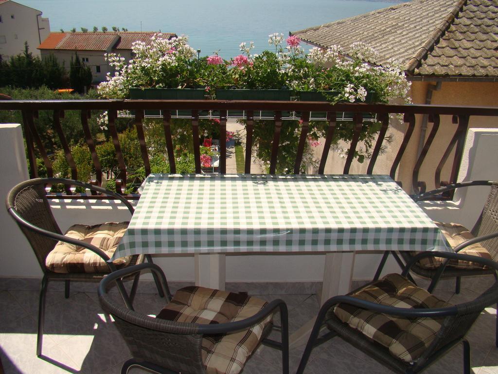 Apartments Villa Sunce Dugi Rat Room photo